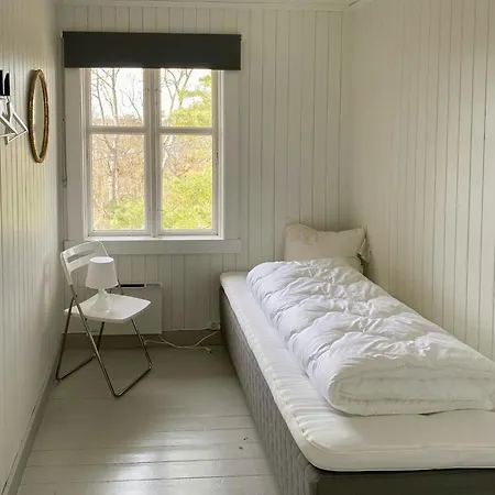 Charming Summer House With Sea View On